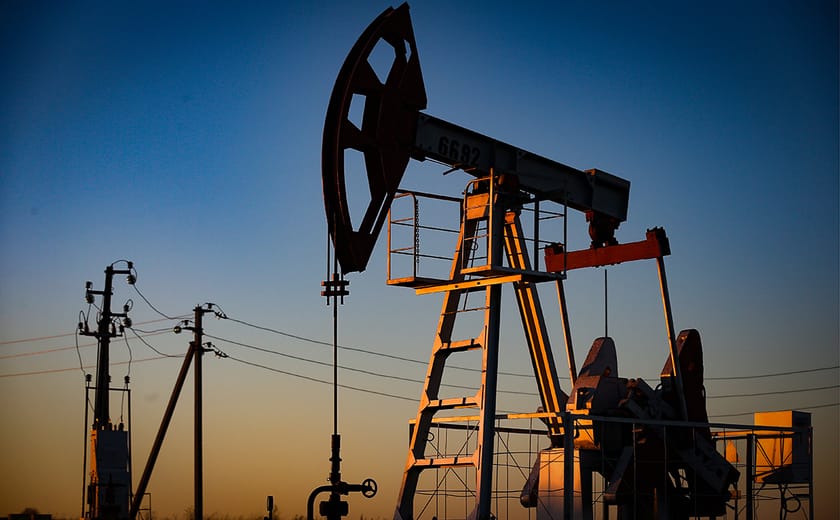 Страны ЕС согласовали потолок цен на российскую нефть в $60 за баррель